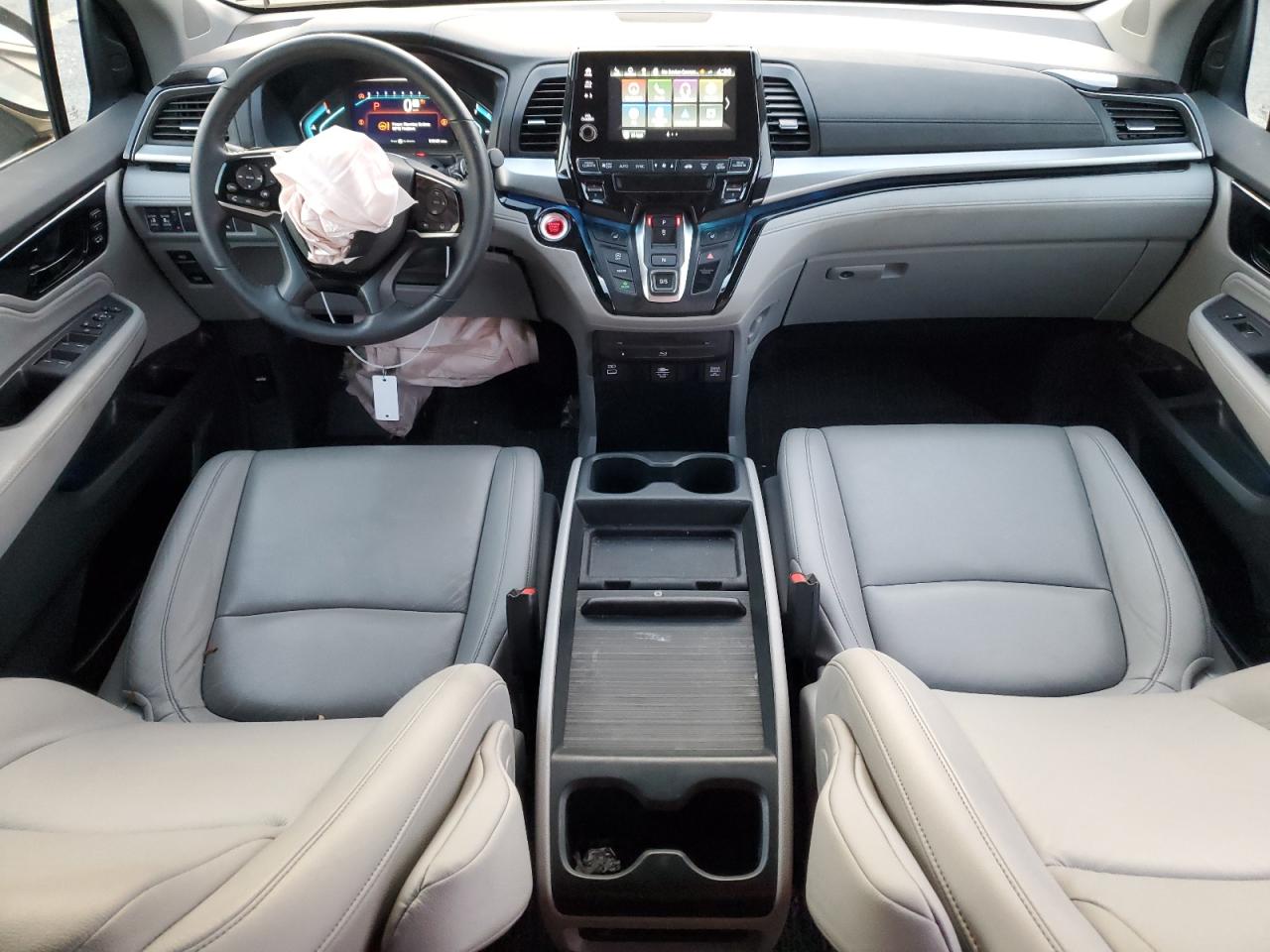 2024 Honda Odyssey - Image 8