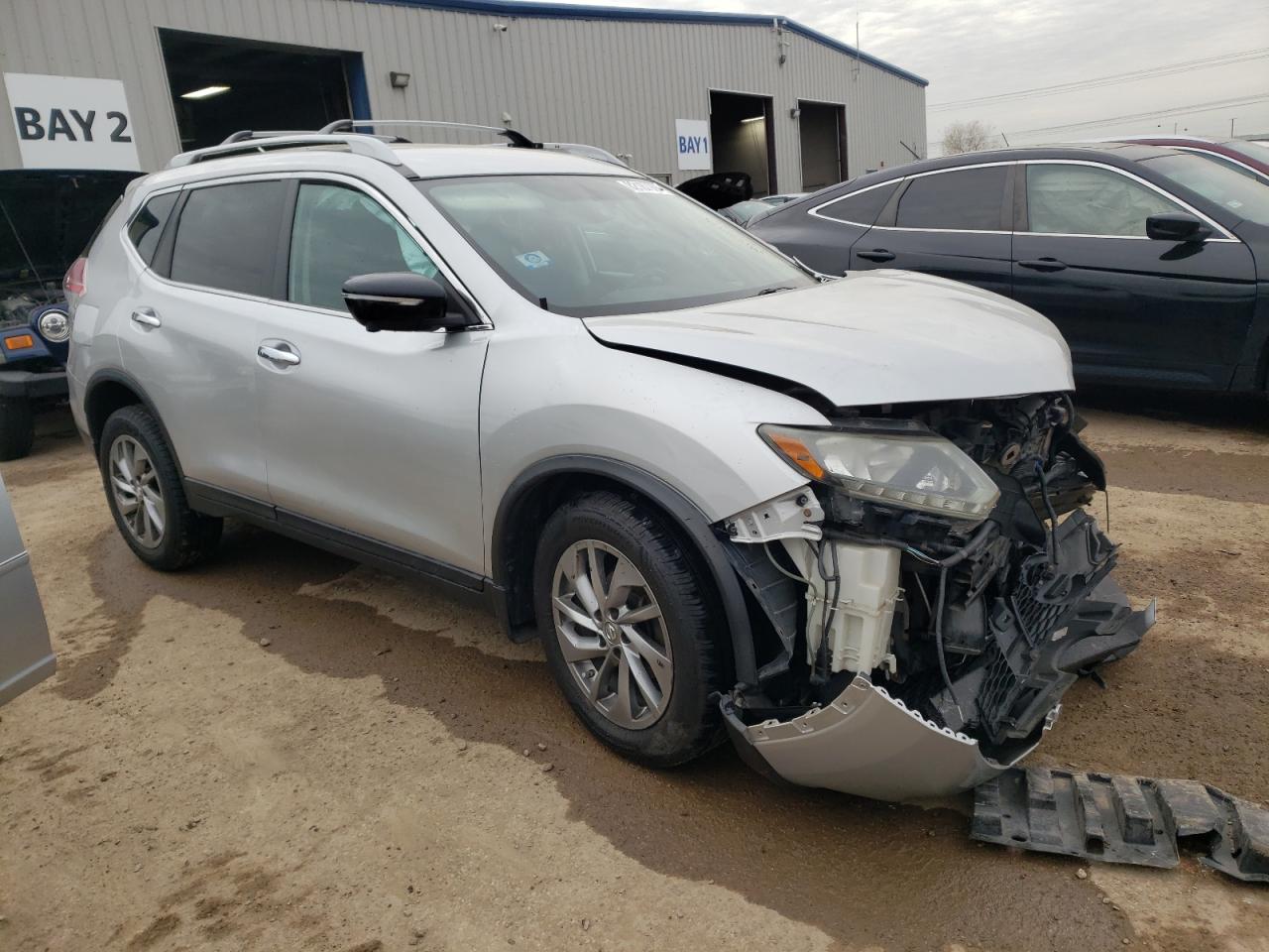 2015 Nissan Rogue - Image 4