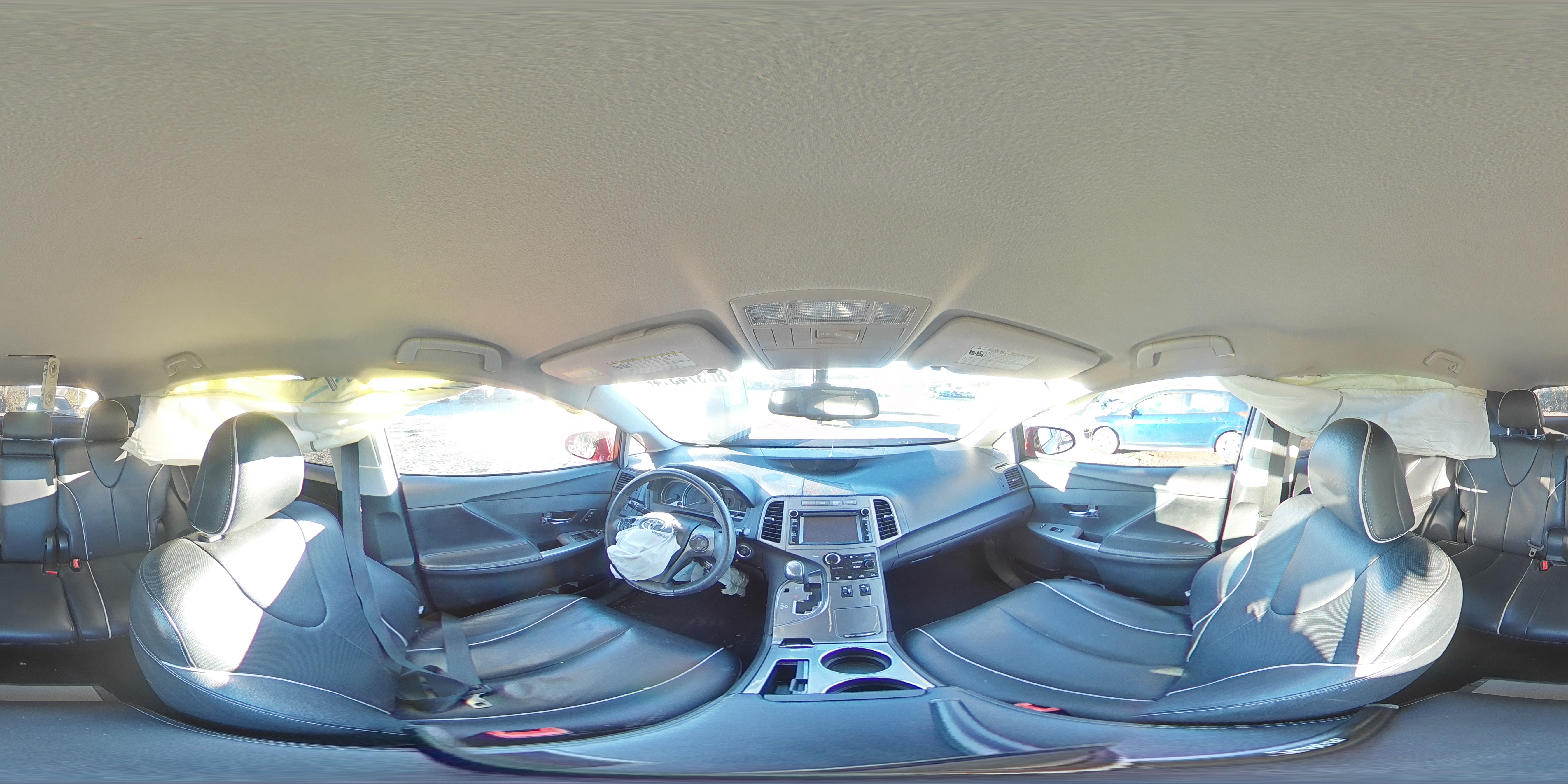 2013 Toyota Venza - Image 14