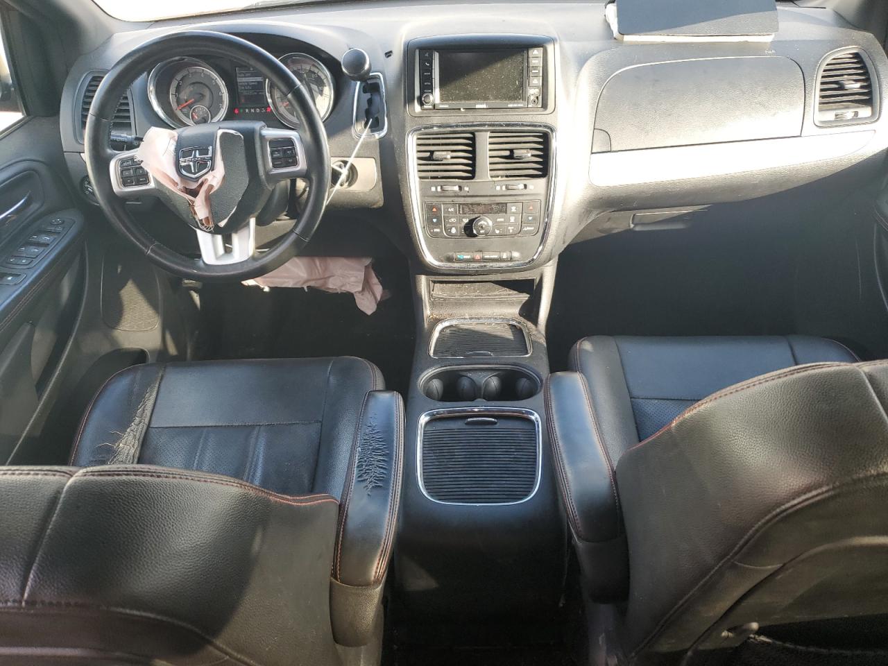 2016 Dodge Caravan - Image 8
