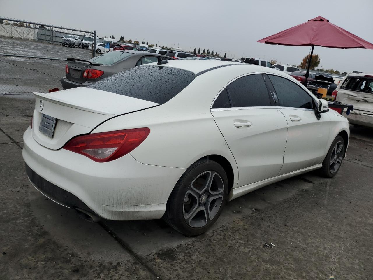 VIN WDDSJ4EB8EN158884 2014 MERCEDES-BENZ CLA-CLASS no.3