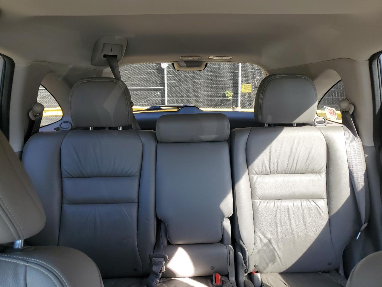2011 Honda CR-V - Image 10