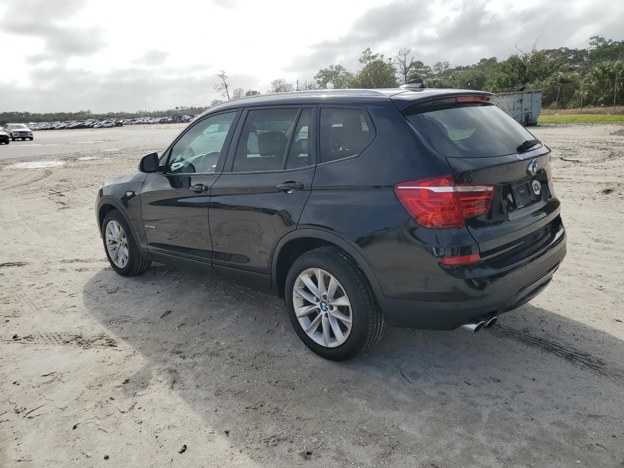 VIN 5UXWZ7C50G0R32773 2016 BMW X3 no.2