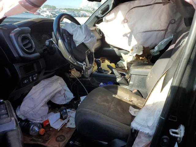  TOYOTA TACOMA 2017 Чорний