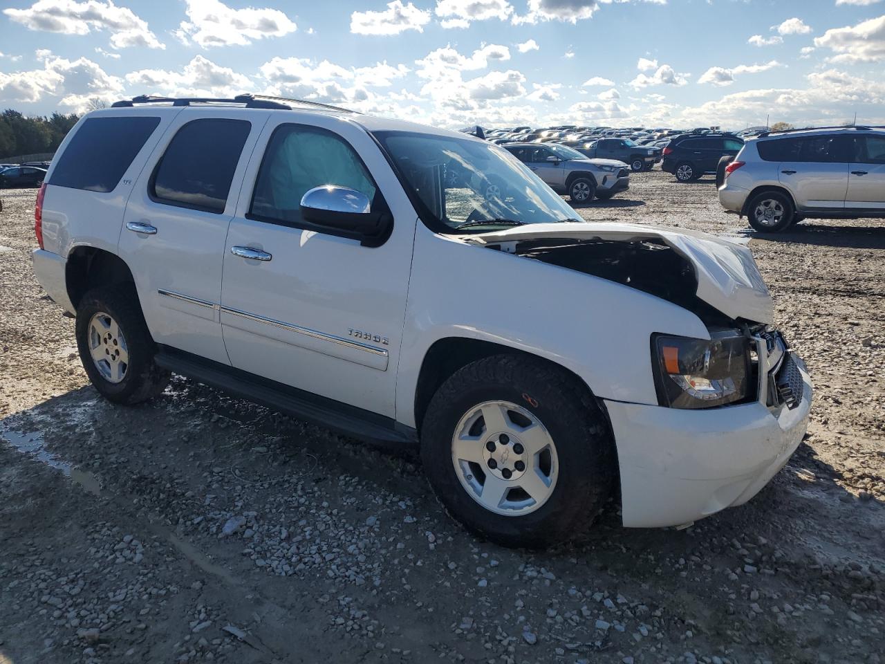 2011 Chevrolet Tahoe - Image 4