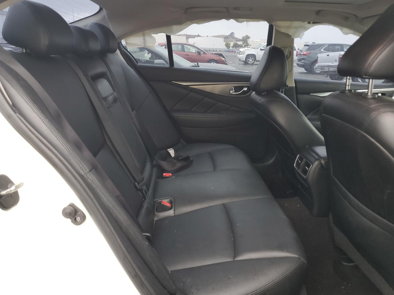 2017 Infiniti Q50 - Image 10