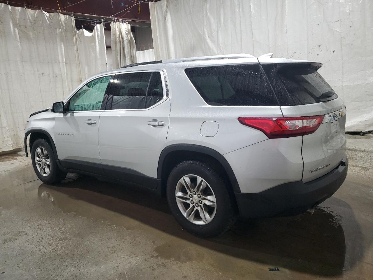 2018 Chevrolet Traverse - Image 2