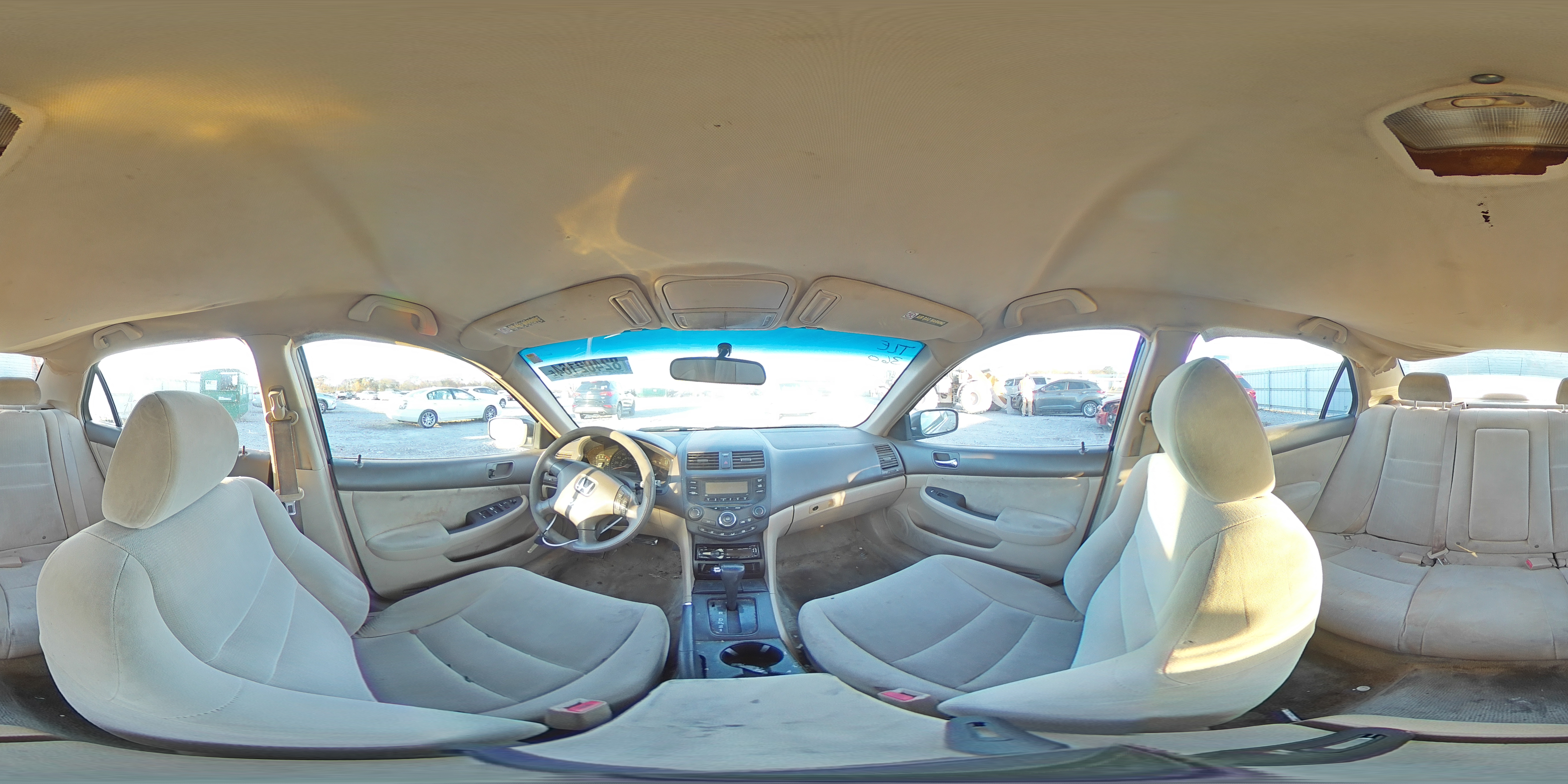 2004 Honda Accord - Image 13