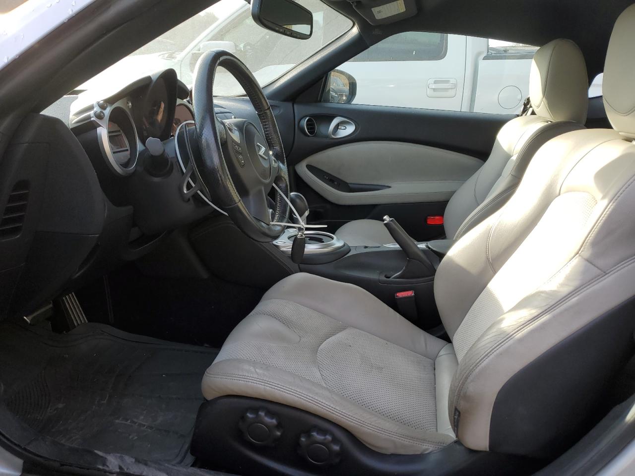 2009 Nissan 370Z - Image 7