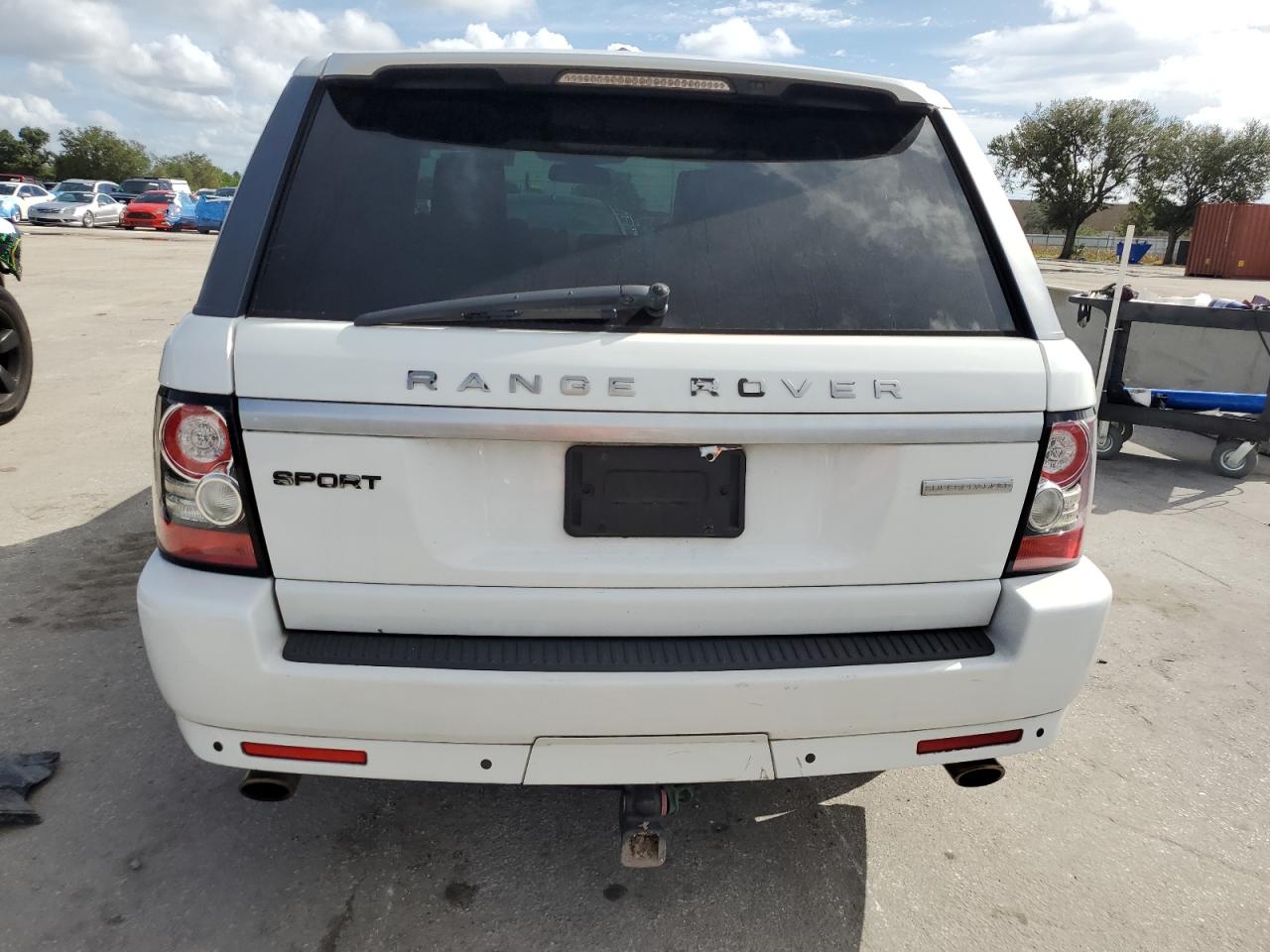 2012 Land Rover Range Rover - Image 6