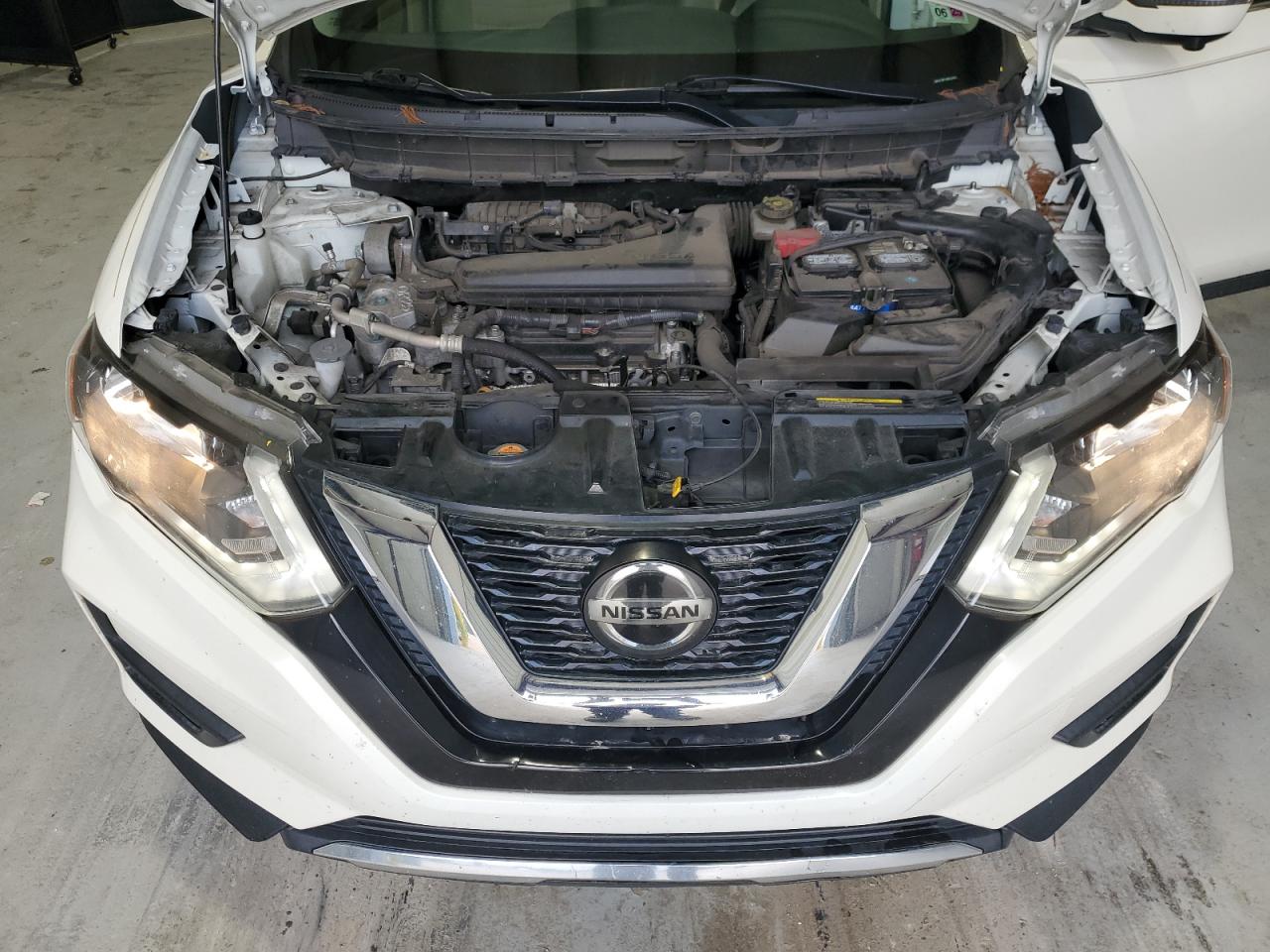 2019 Nissan Rogue - Image 12