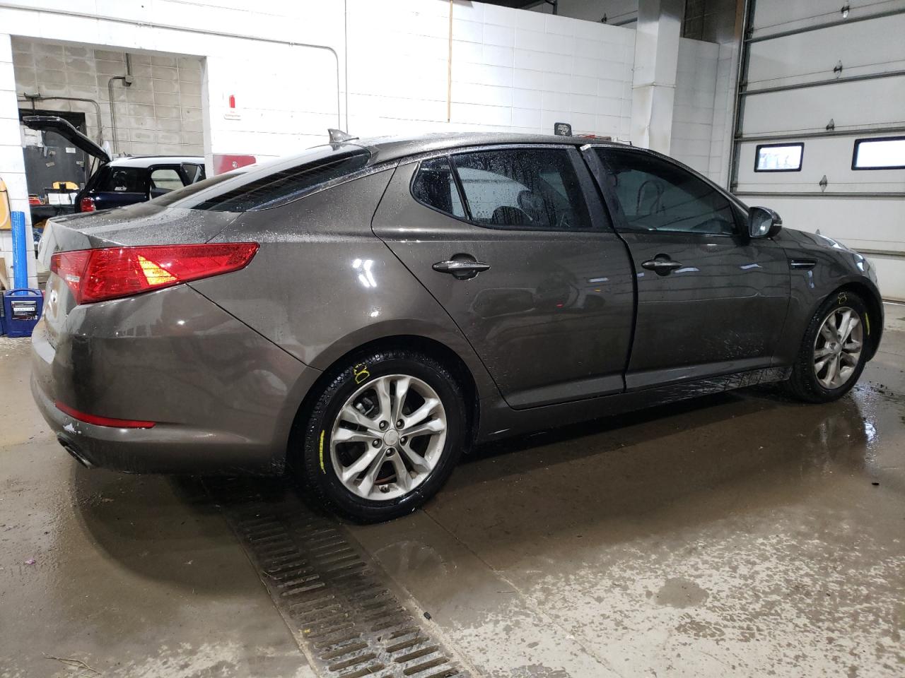 VIN 5XXGM4A78DG122468 2013 KIA OPTIMA no.3