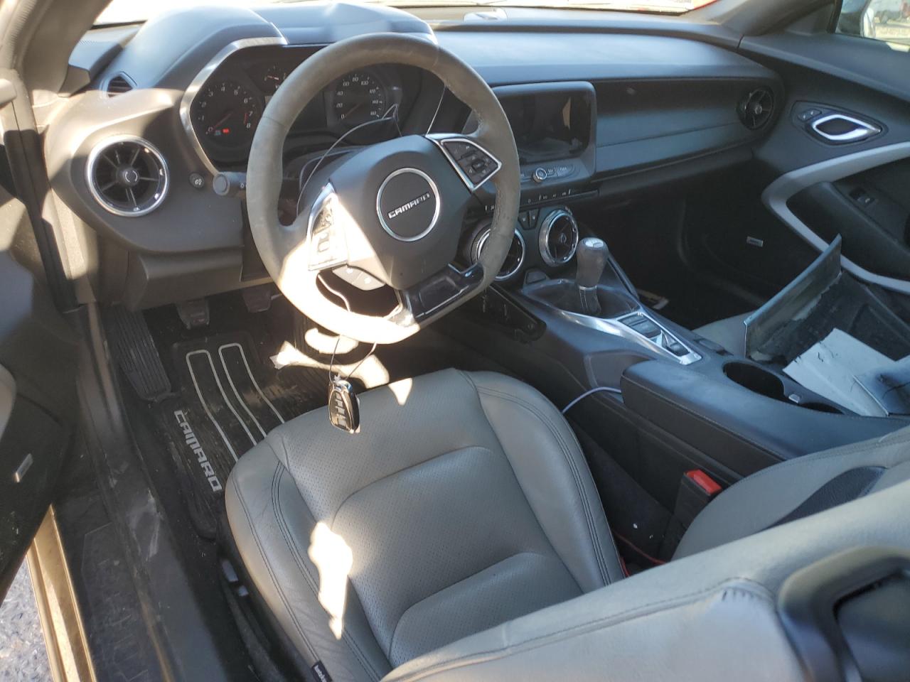 2018 Chevrolet Camaro - Image 8