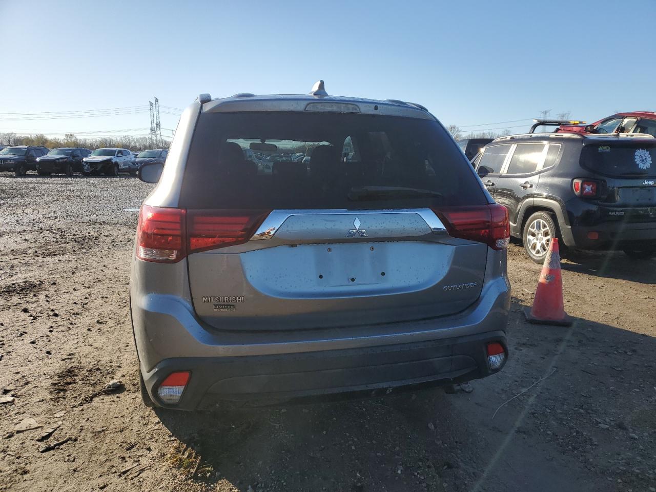 2018 Mitsubishi Outlander Se VIN: JA4AD3A30JZ047121 Lot: 80877394