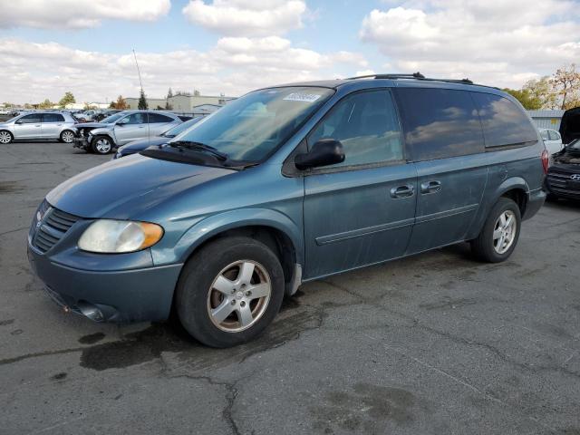 2005 Dodge Grand Caravan Sxt for Sale in Bakersfield, CA - Normal Wear