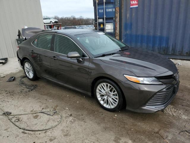  TOYOTA CAMRY 2018 Charcoal