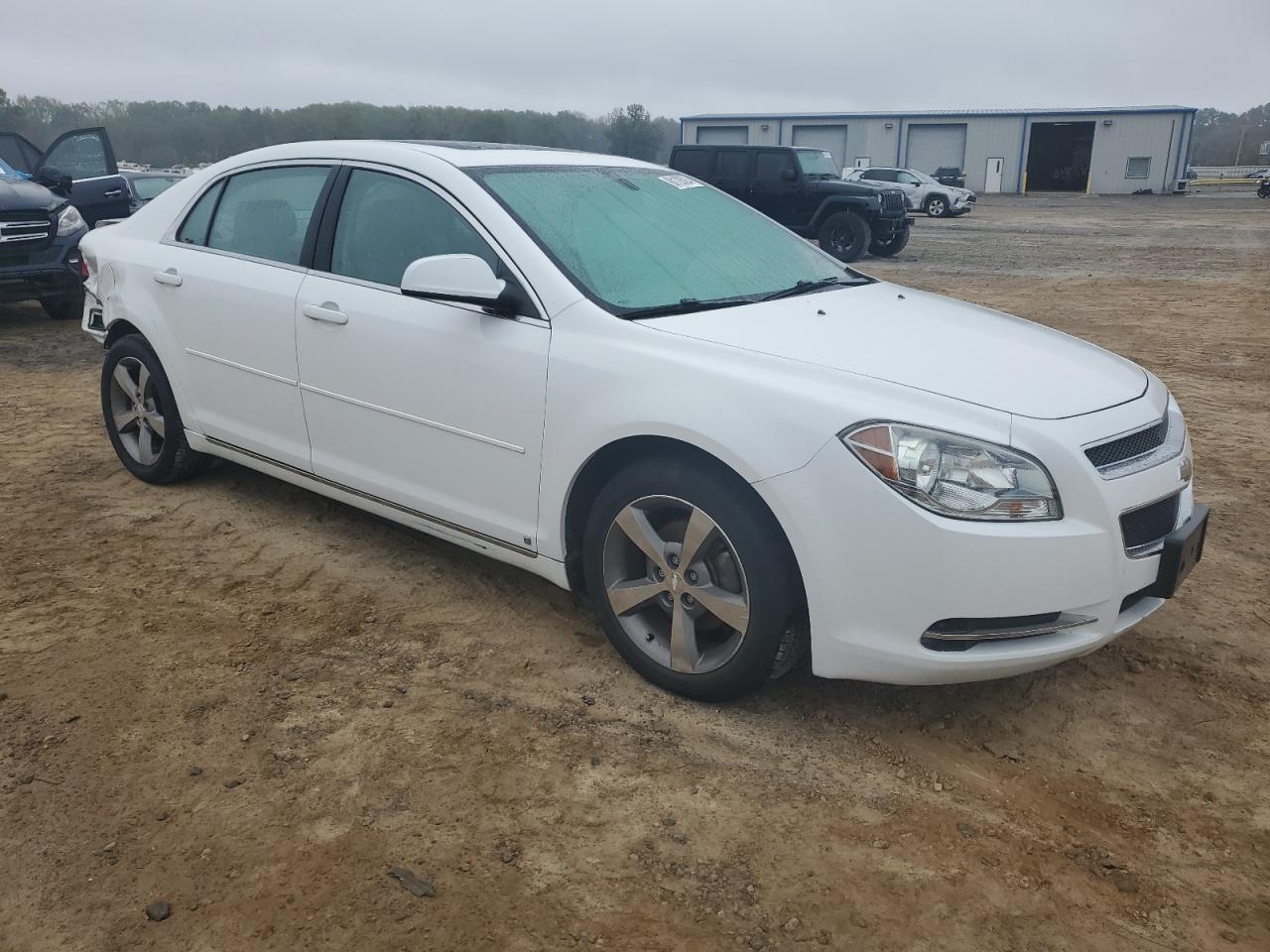 2009 Chevrolet Malibu - Image 4