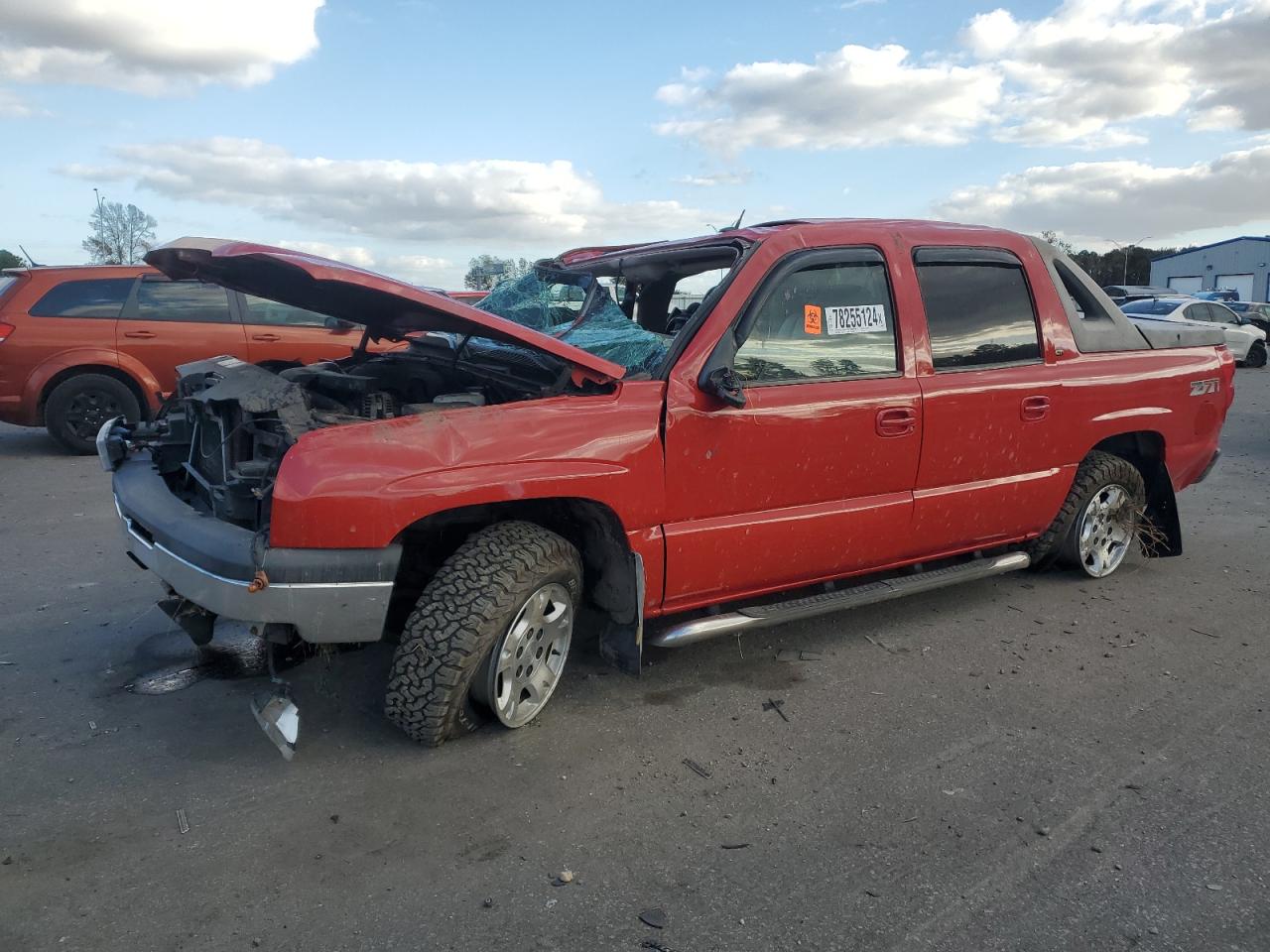 2005 Chevrolet Avalanche - Image 1