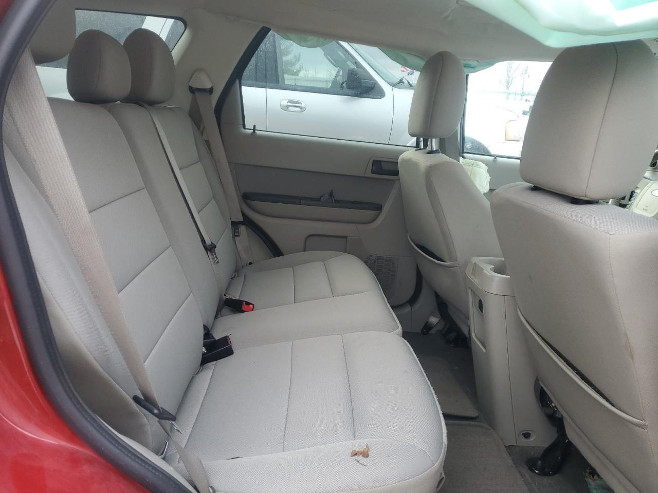2011 Ford Escape - Image 11