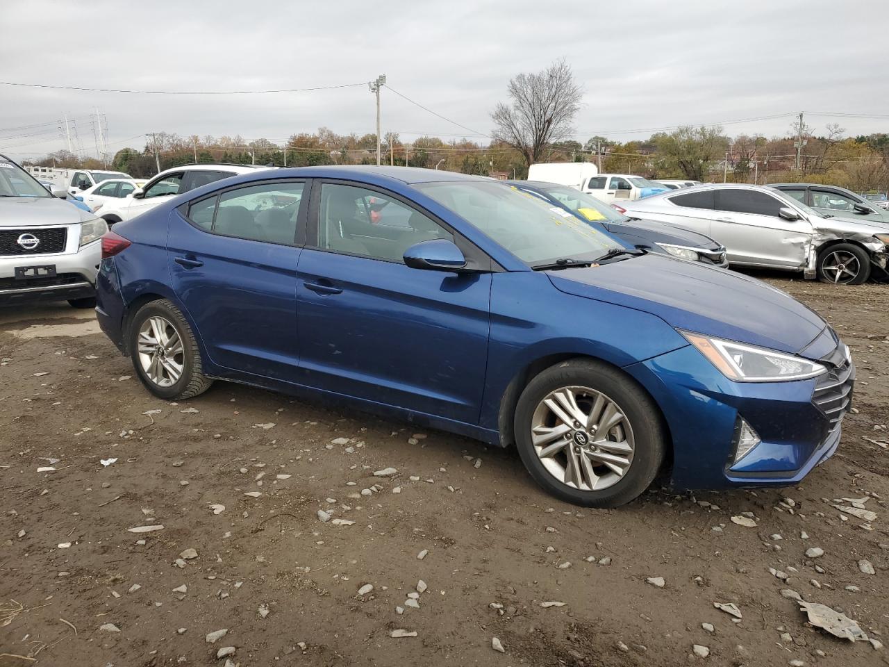 2019 Hyundai Elantra - Image 4