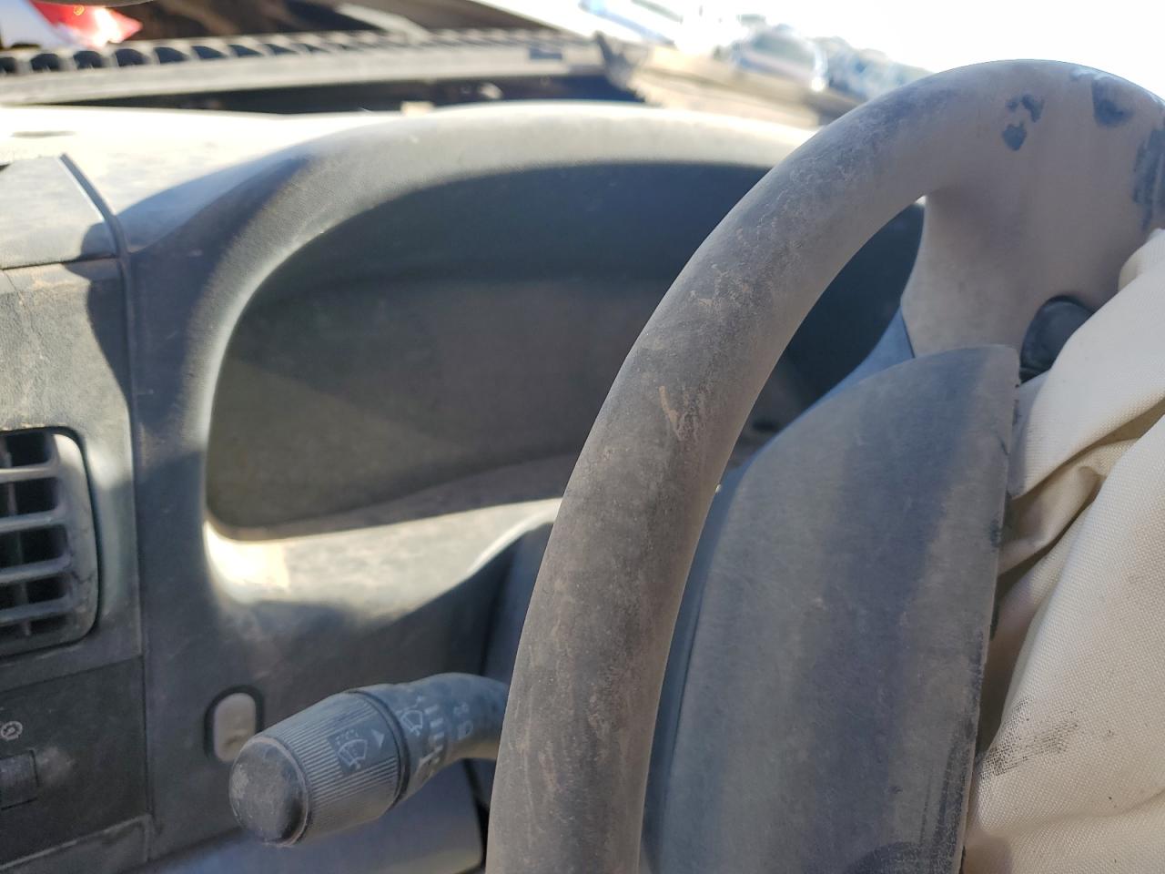 2006 Ford F250 - Image 9