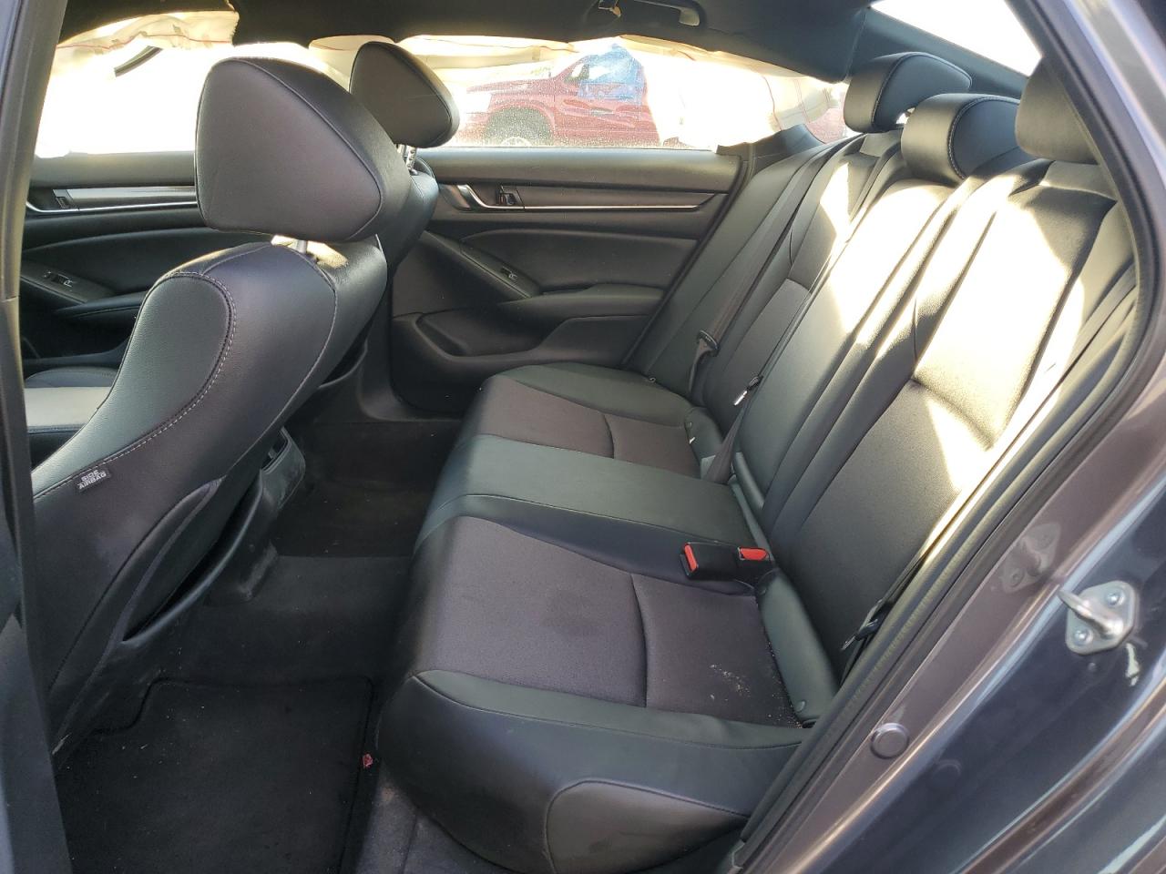 2020 Honda Accord - Image 10