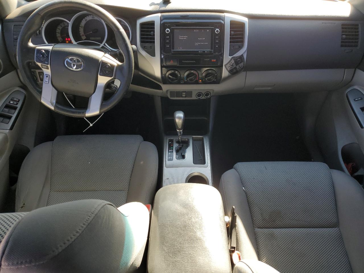 2015 Toyota Tacoma - Image 8