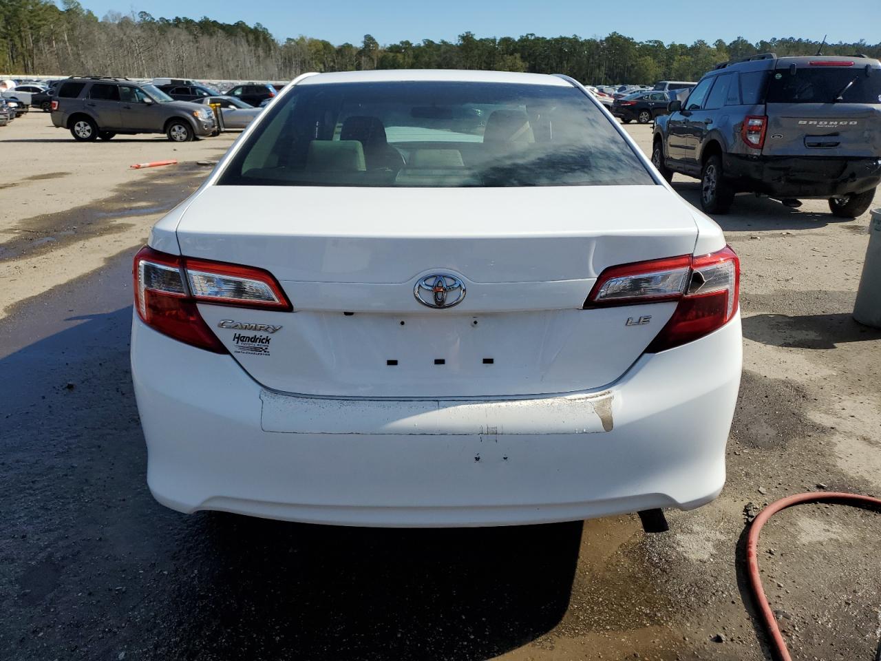 2014 Toyota Camry L VIN: 4T1BF1FK8EU450352 Lot: 80683494