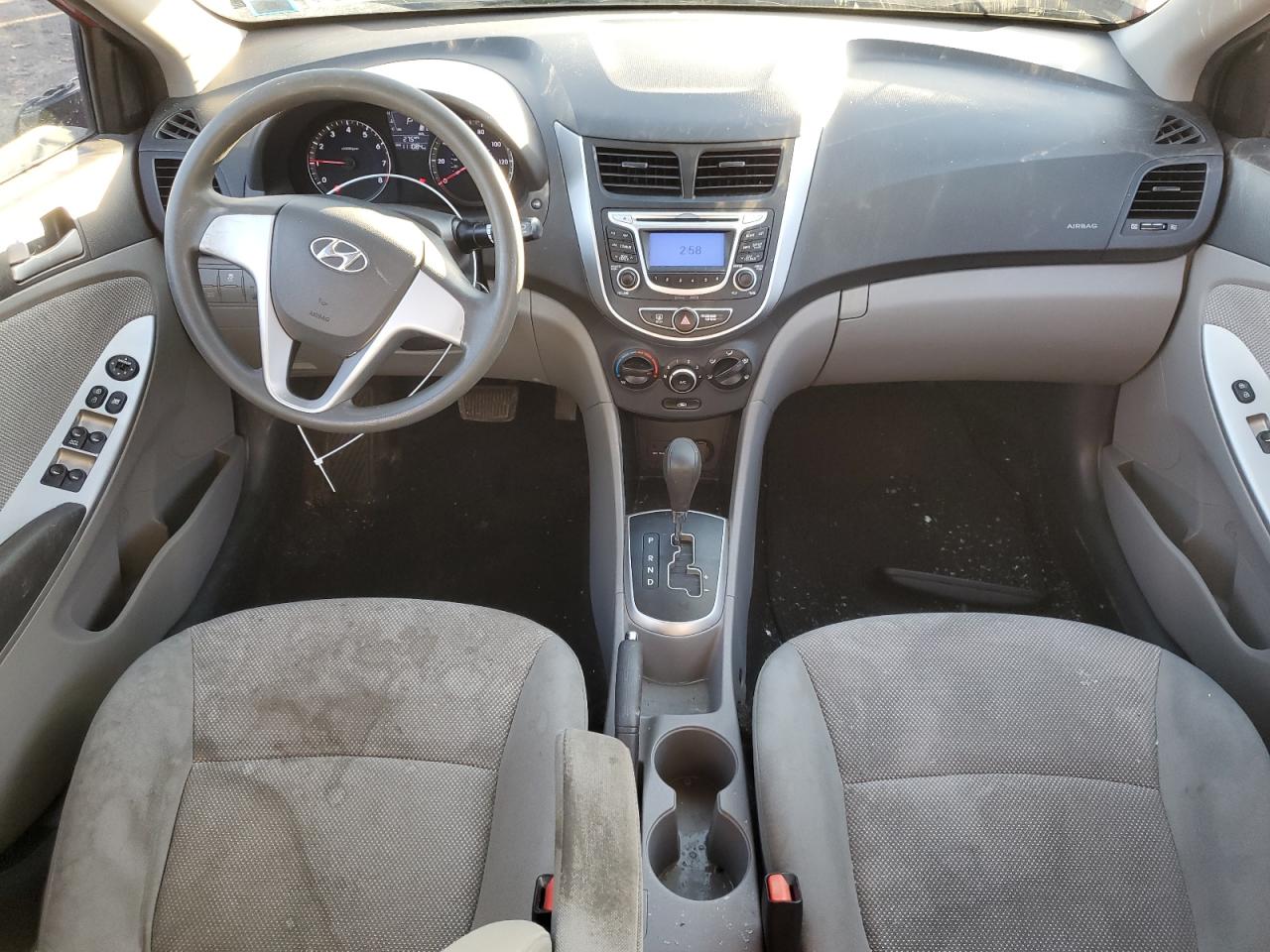 2013 Hyundai Accent - Image 8