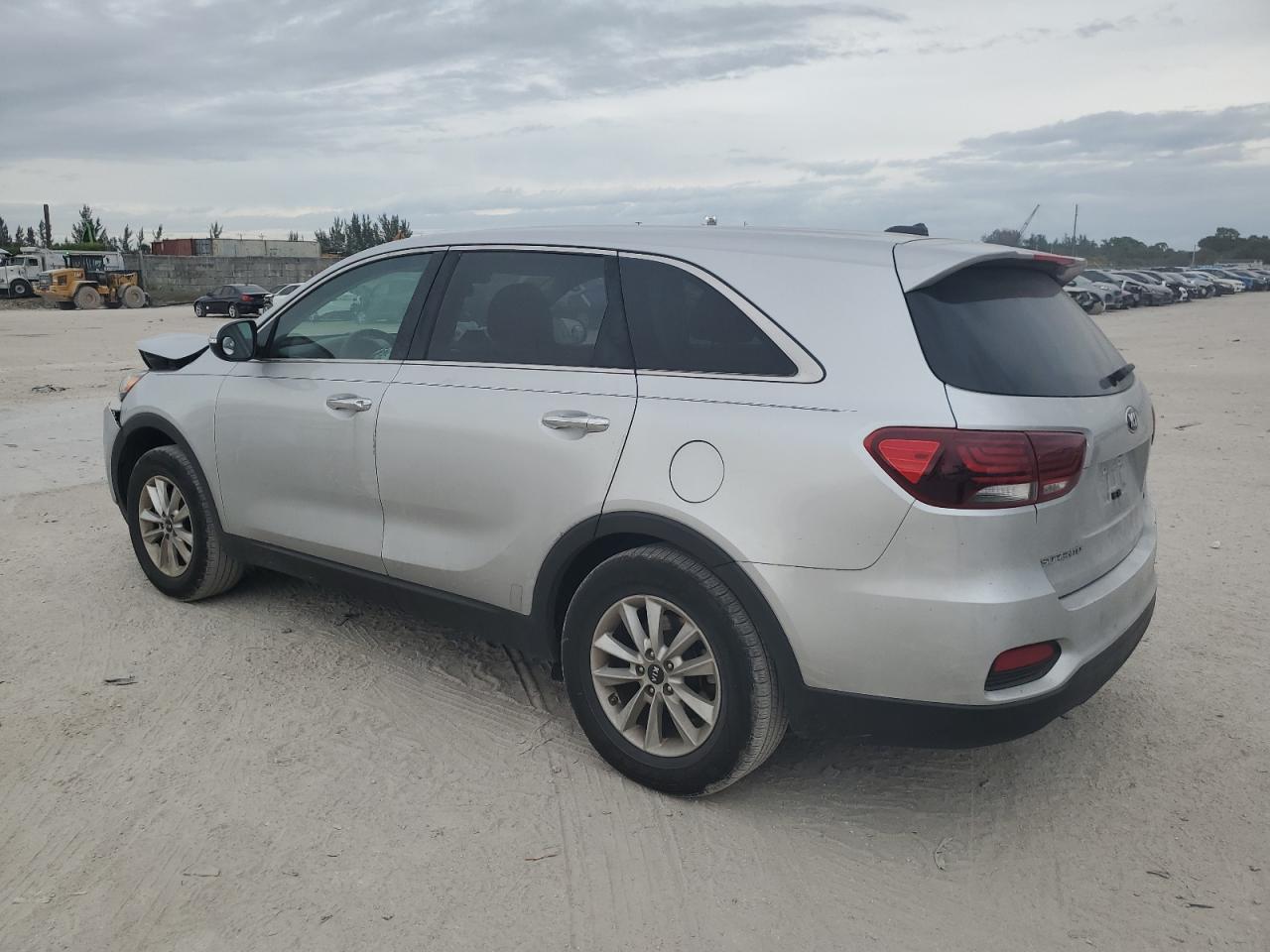 2019 Kia Sorento - Image 2