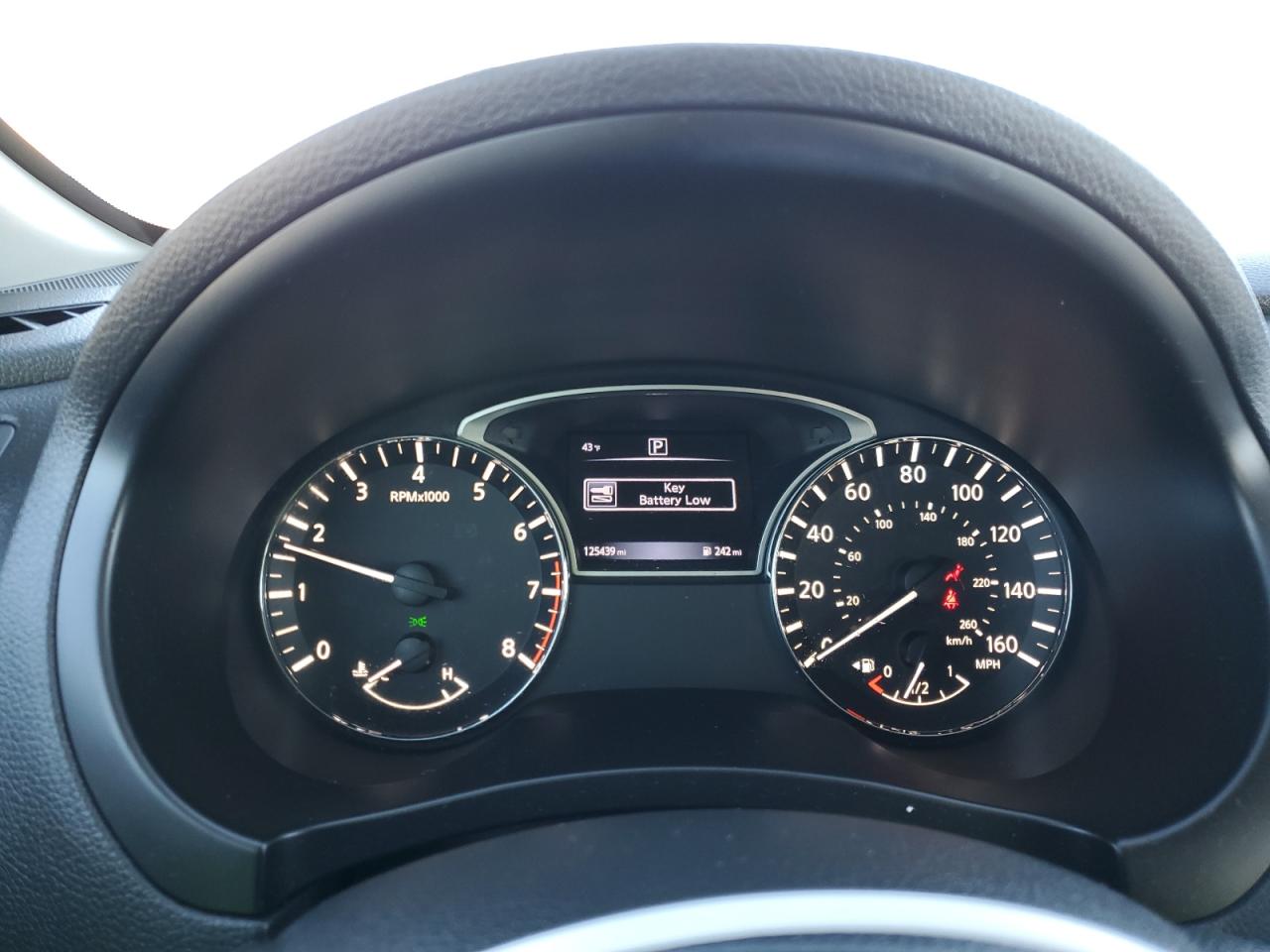 2017 Nissan Altima - Image 9