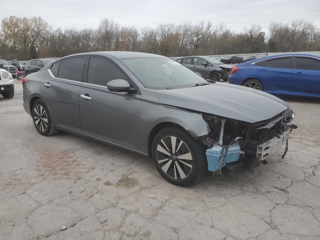 2019 Nissan Altima - Image 4