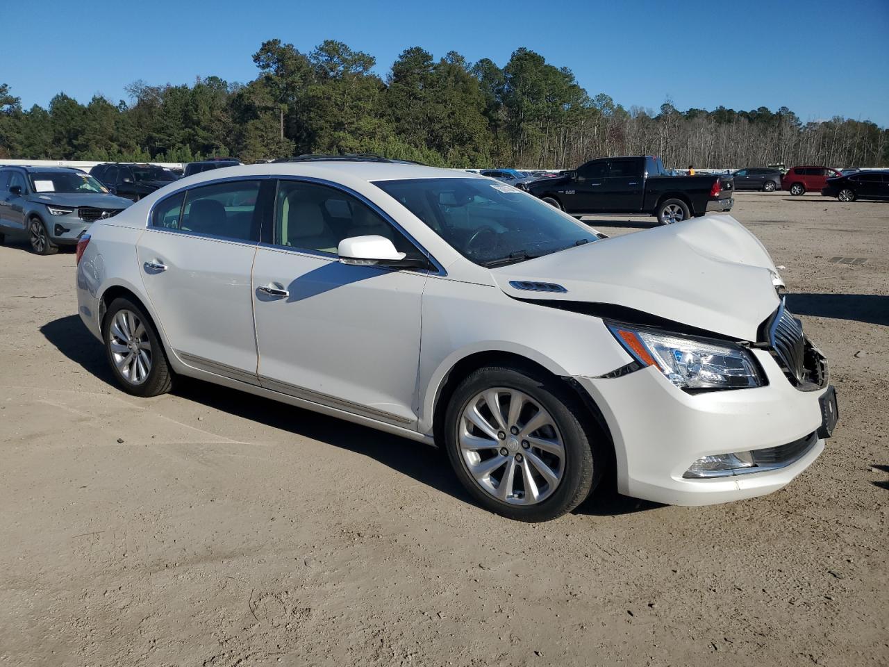2016 Buick LaCrosse - Image 4