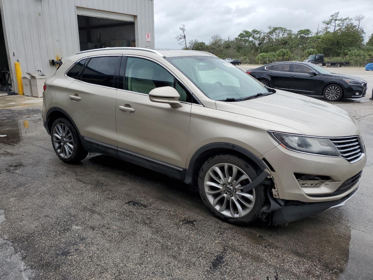 2017 Lincoln MKC - Image 4