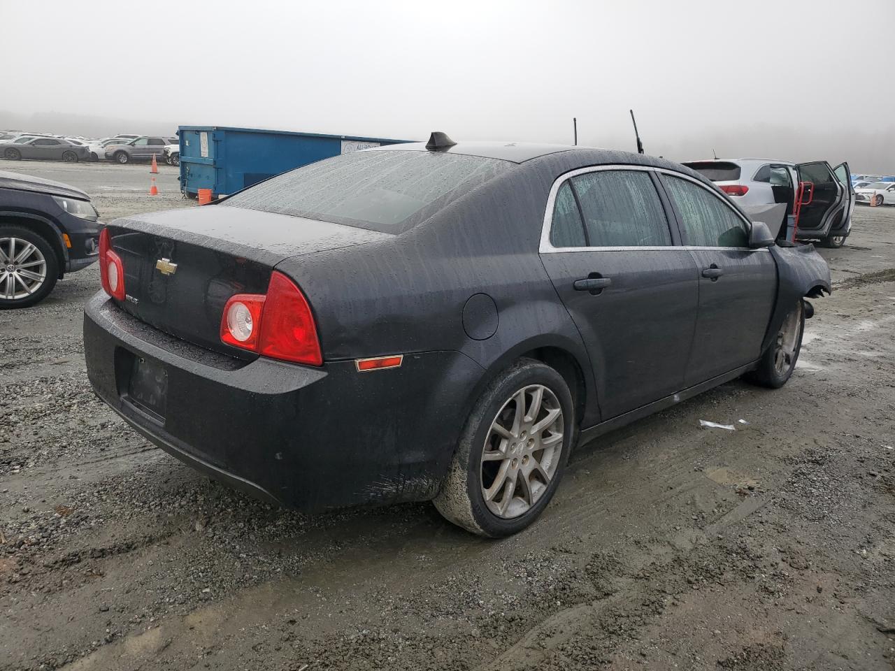 2011 Chevrolet Malibu - Image 3