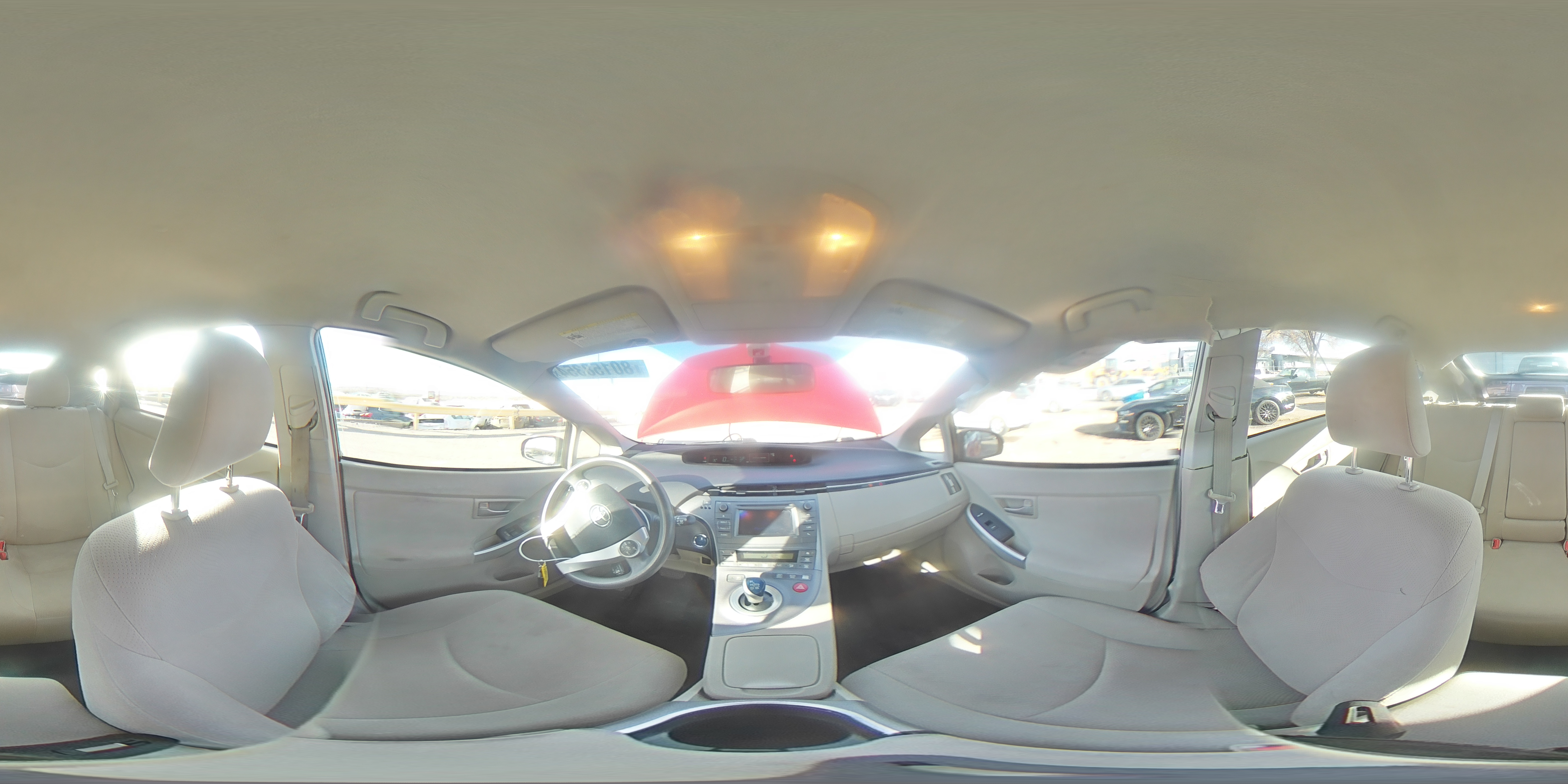 2015 Toyota Prius - Image 14