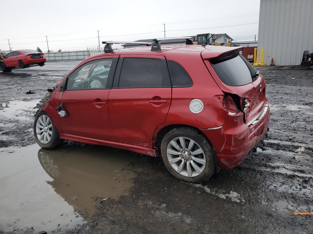 2011 Mitsubishi Outlander - Image 2