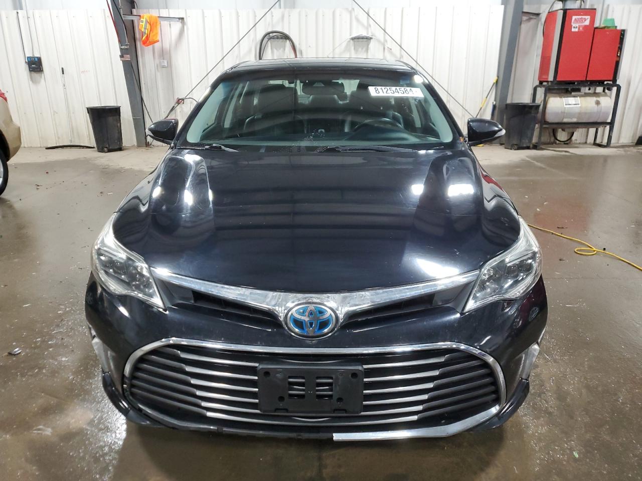 2016 Toyota Avalon - Image 5