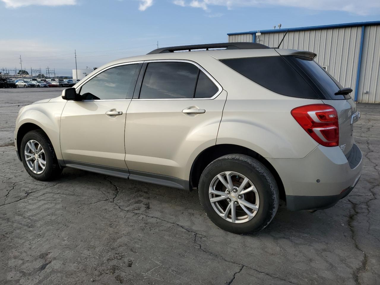 2016 Chevrolet Equinox - Image 2