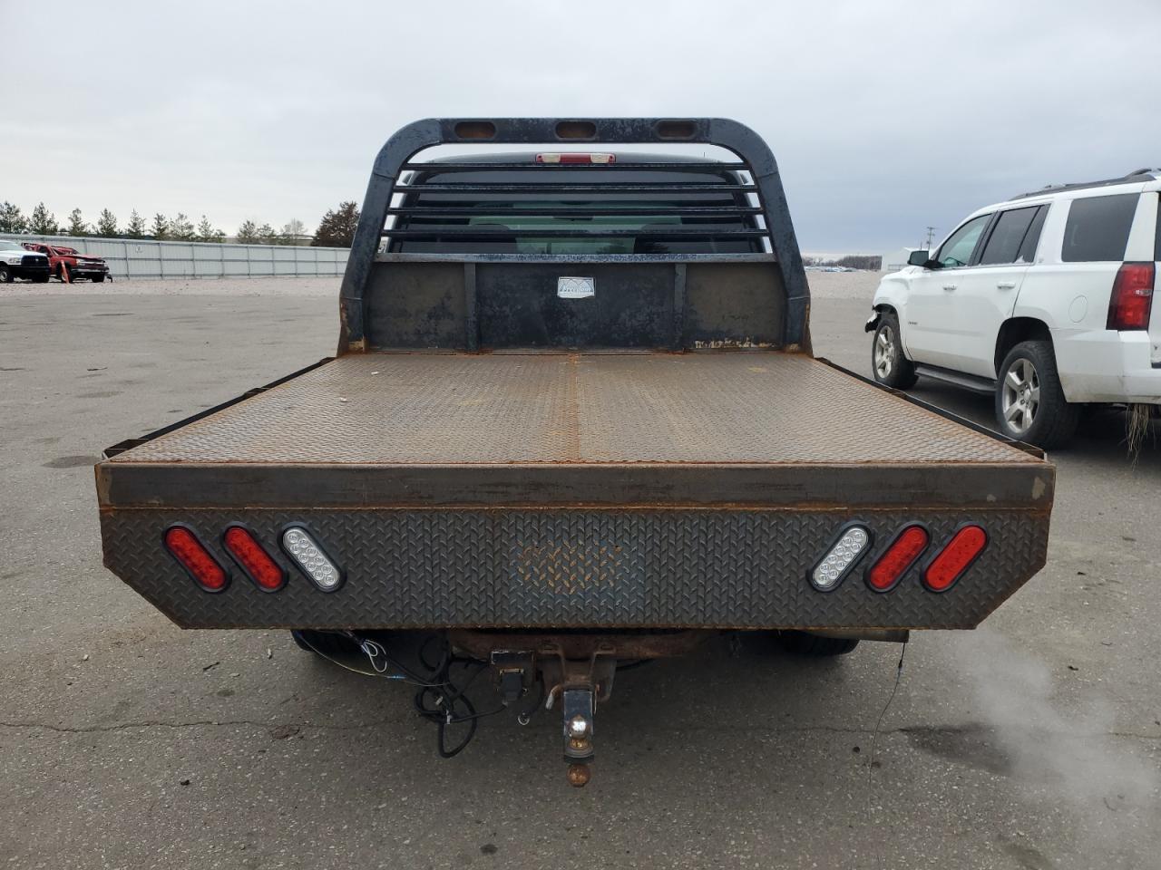 2002 Chevrolet Silverado - Image 6