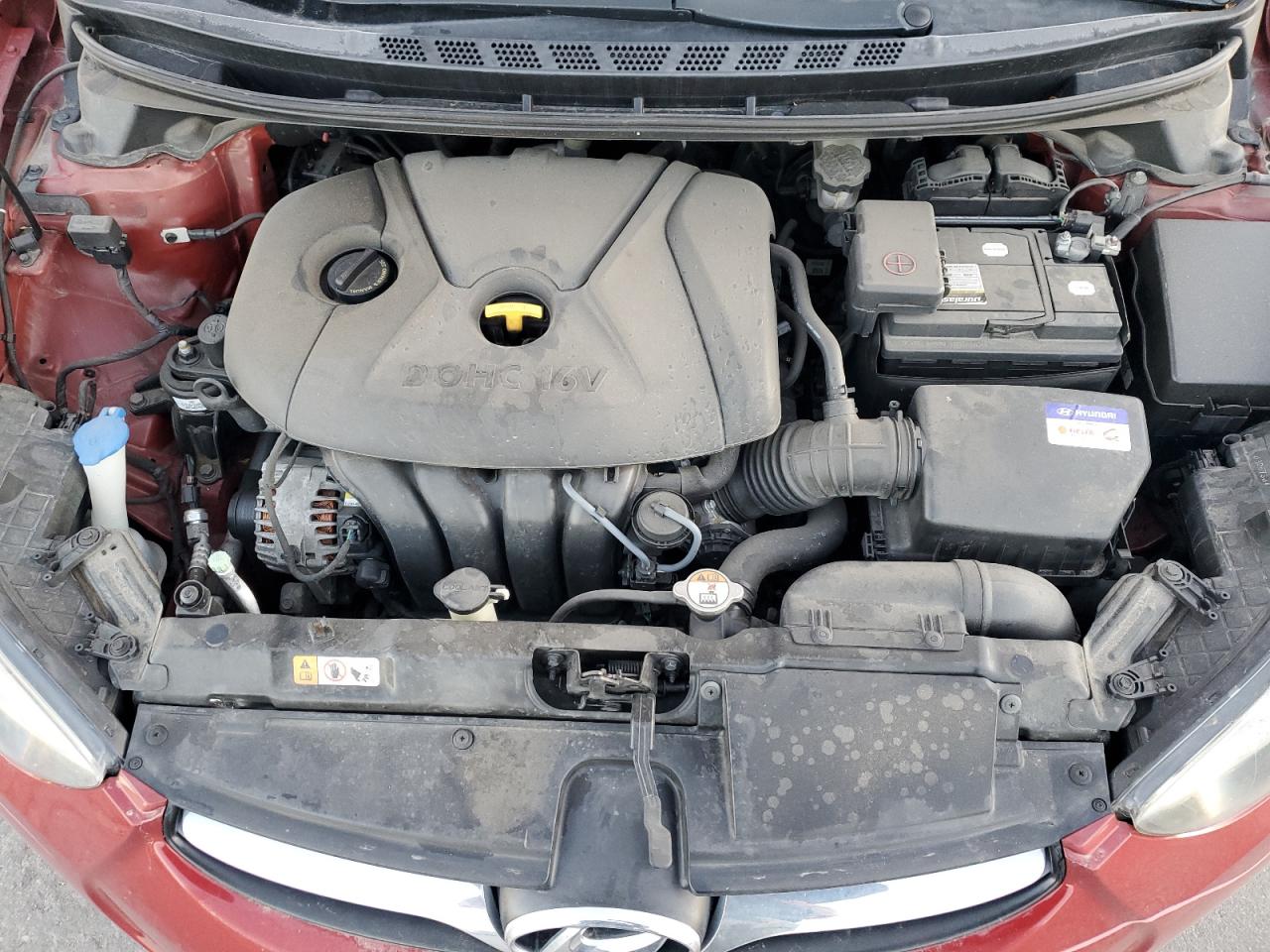 2013 Hyundai Elantra - Image 13