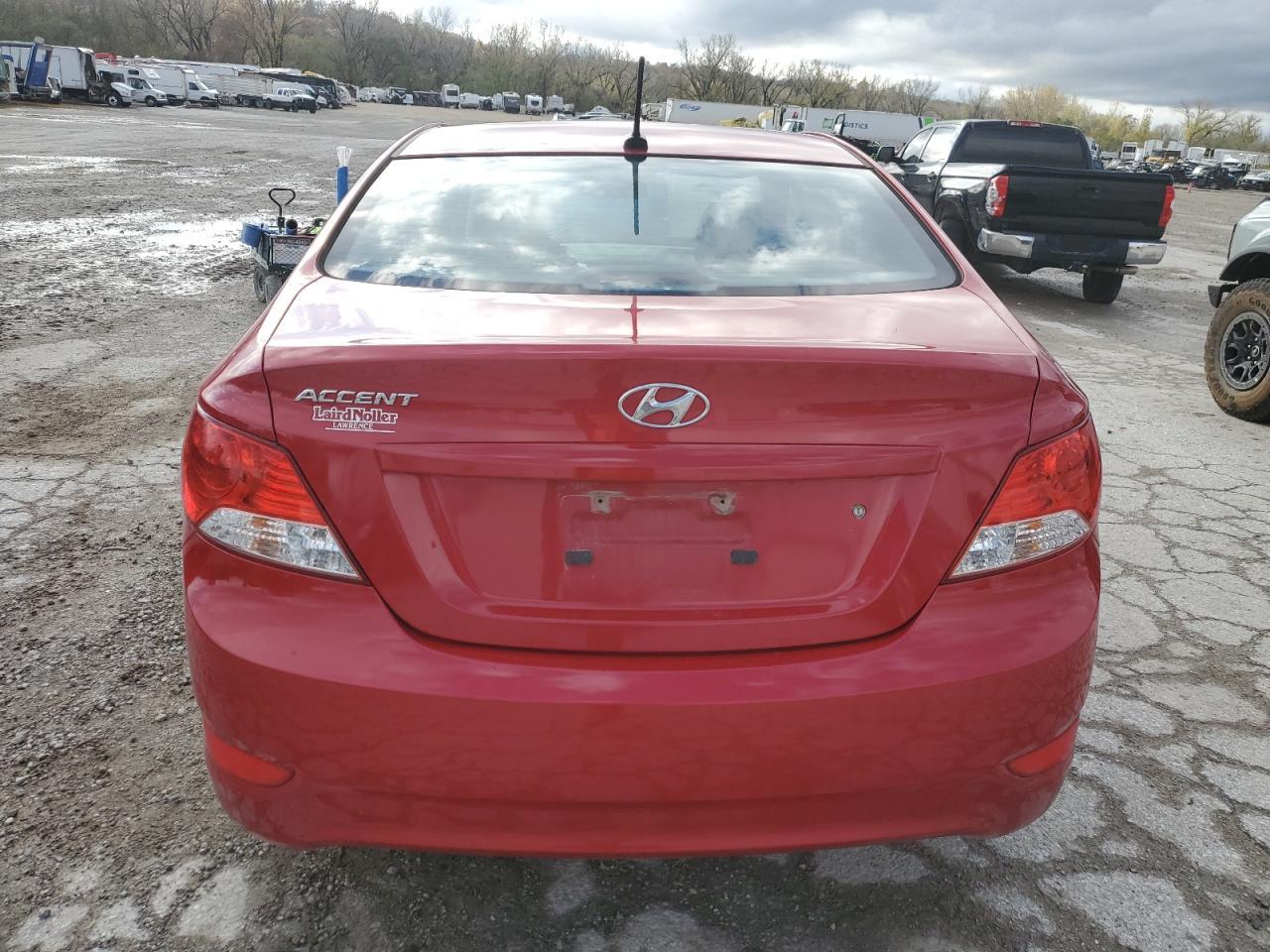 2014 Hyundai Accent - Image 6