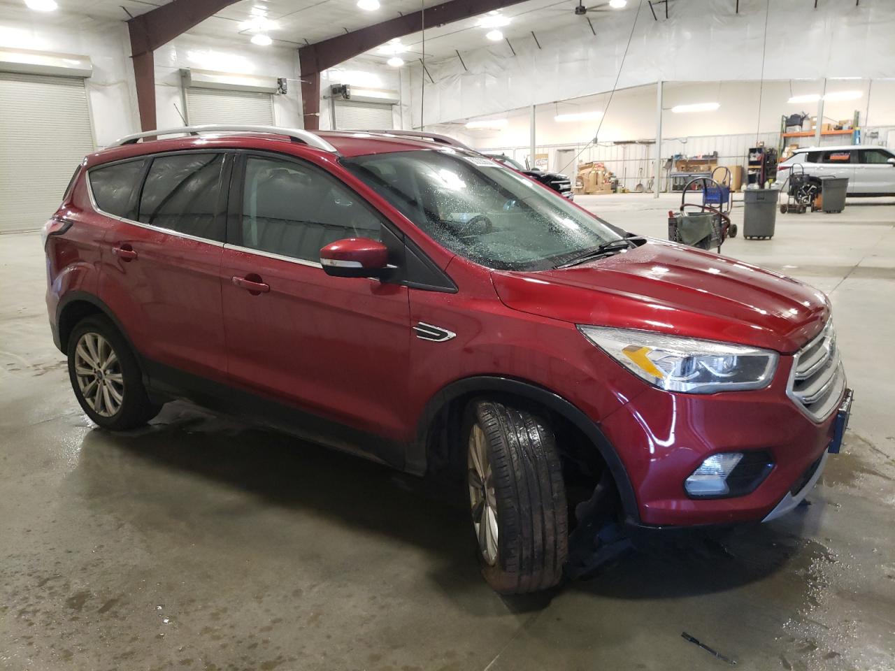 VIN 1FMCU9J98JUD42028 2018 FORD ESCAPE no.4