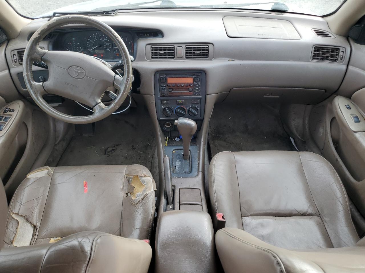 2000 Toyota Camry Le VIN: 4T1BF22K1YU106166 Lot: 79236814