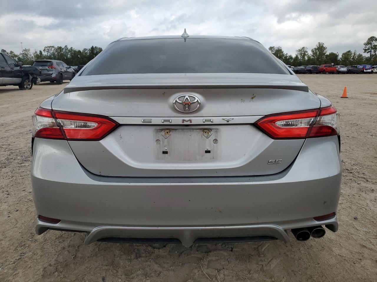 VIN 4T1B11HK2KU221687 2019 TOYOTA CAMRY no.6