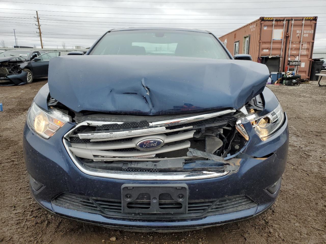 2016 Ford Taurus - Image 5
