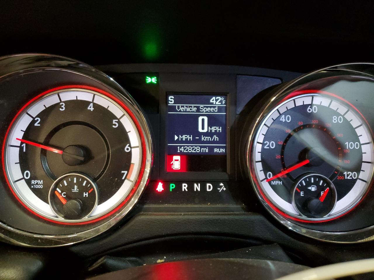 2019 Dodge Caravan - Image 9