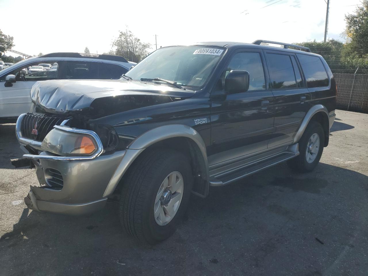 2001 Mitsubishi Montero - Image 1
