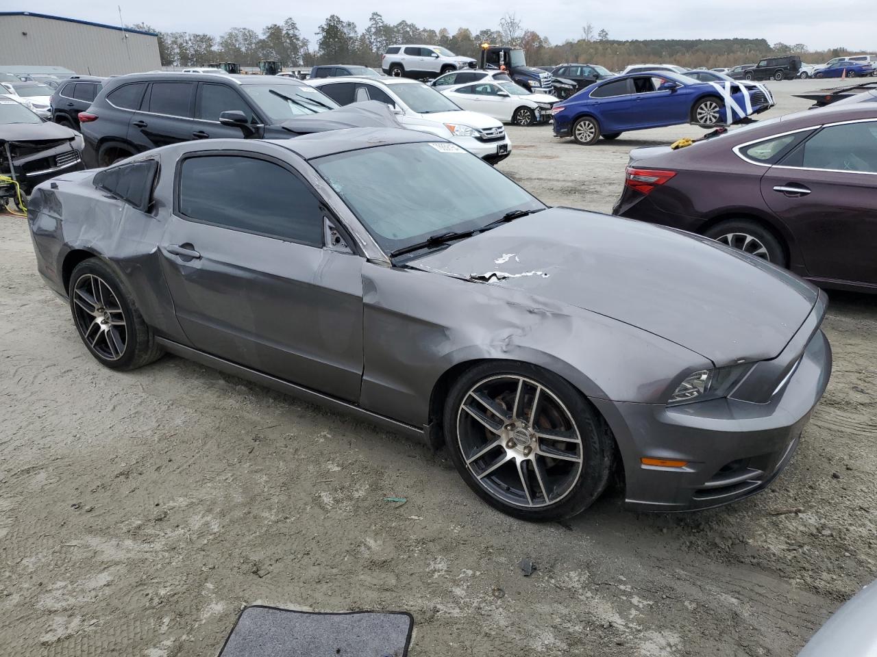 2014 Ford Mustang - Image 4