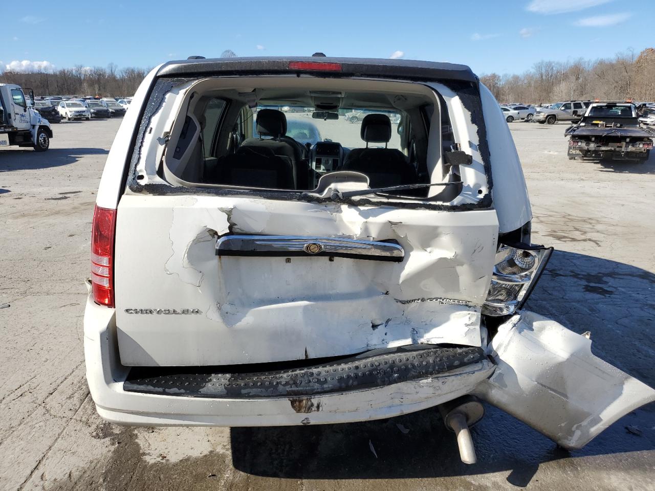 2010 Chrysler Town & Country Touring VIN: 2A4RR5D10AR492267 Lot: 79433494